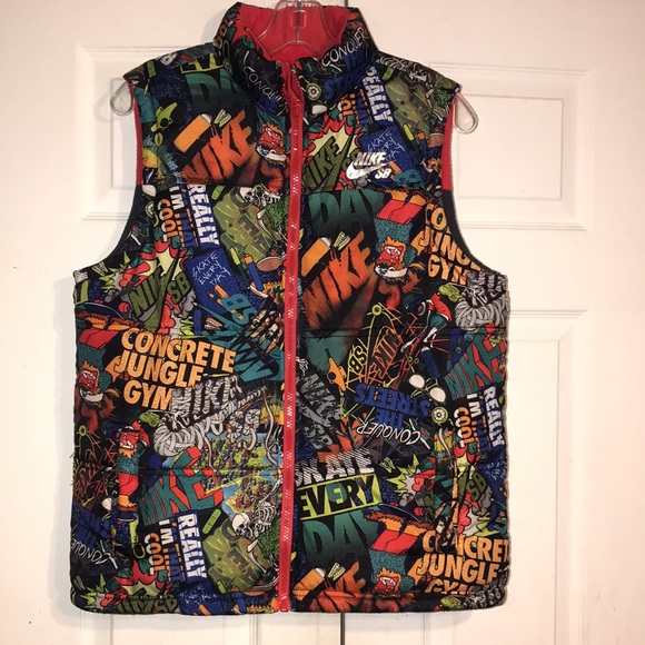 Boy’s Reversible Nike Vest - Picture 1 of 11